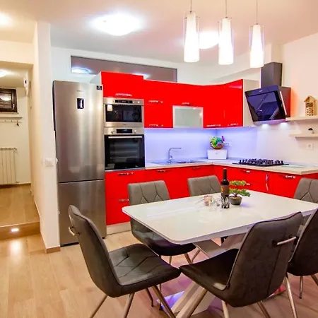 Sandro Apartment